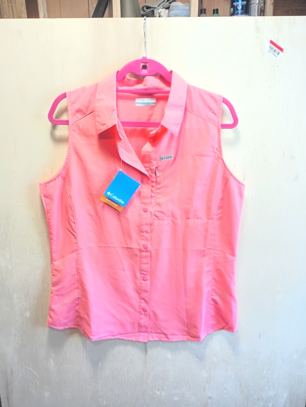 Columbia Women’s Sleeveless Button-Down Shirt in Coral Pink